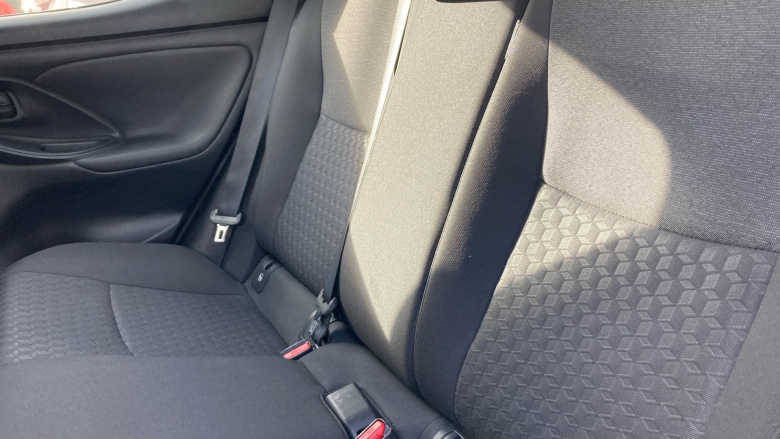 Toyota Yaris 1.5 Hybrid Icon 5dr CVT Hybrid Hatchback